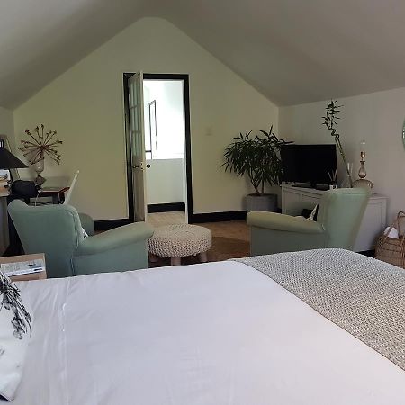 Gilmour Hill Bed & Breakfast Кейптаун Екстериор снимка